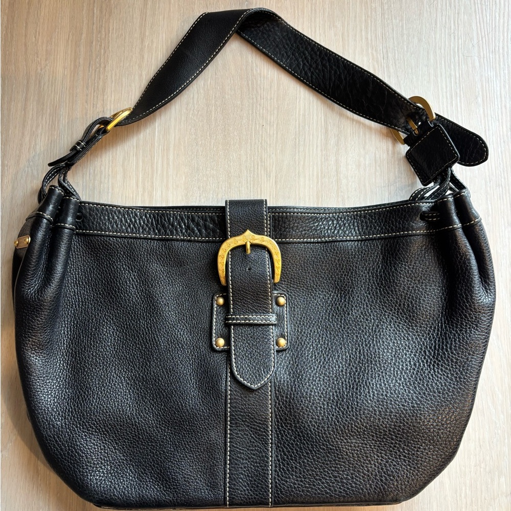 Dooney & Bourke Elegant Black Leather Shoulder Bag